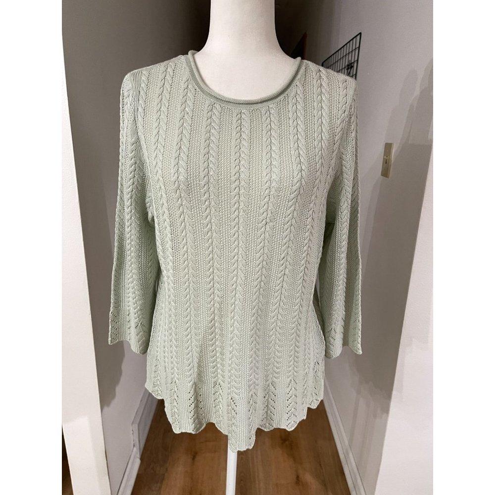 EUC Lauren Ralph Lauren 100% Silk Sweater